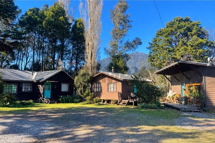 Venta terreno con casa, cabaña y lofts pucón
