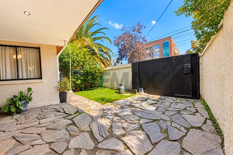 "casa de ensueño en ñuñoa: espacio y comodidad" - Imagen 3