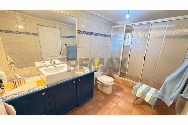 Venta de amplia casa en talagante