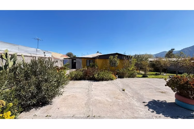 Venta de amplia casa en talagante