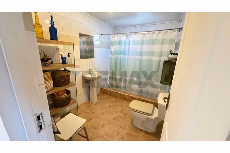 Venta de amplia casa en talagante