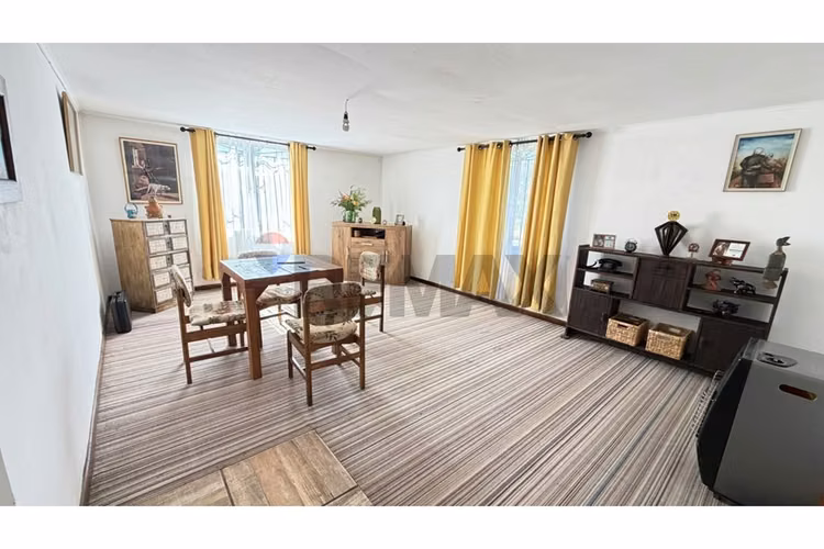 Venta de amplia casa en talagante