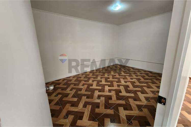 Departamento con entrada independiente - Imagen 12