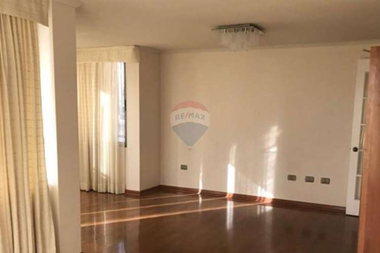 Venta estsupendo depto. parque brasil 4d - Imagen 5