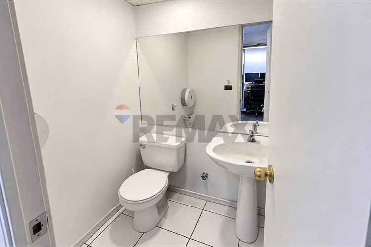 "vende moderna oficina en providencia, 22m²" - Imagen 14