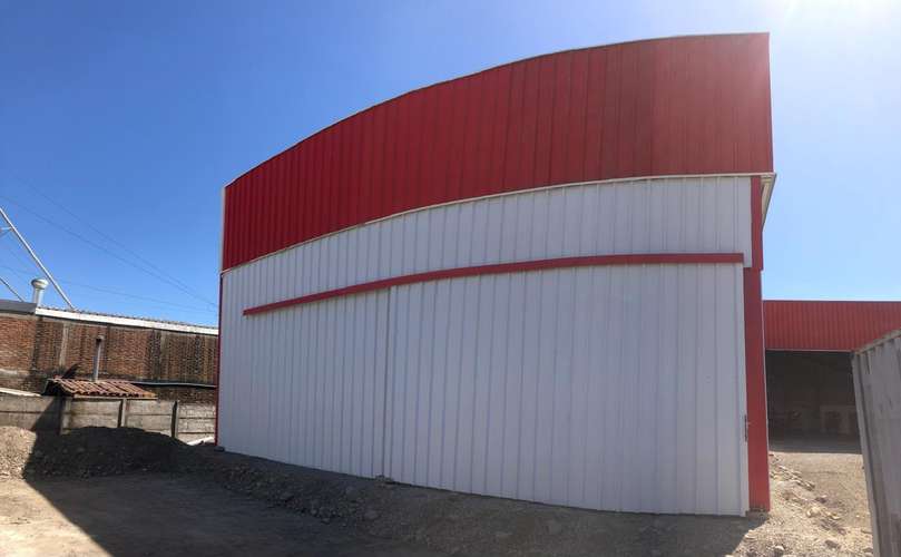 Se arrienda amplia bodega segura