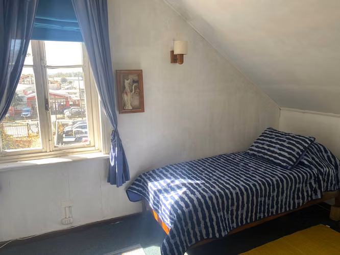 CASONA CENTRAL CON 15 HABITACIONES EN VALDIVIA - Imagen 9