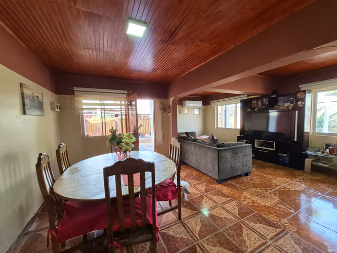 AMPLIO TERRENO CON DOS CASAS, PISCINA Y QUINCHO, ALTO JAHUEL - Imagen 3