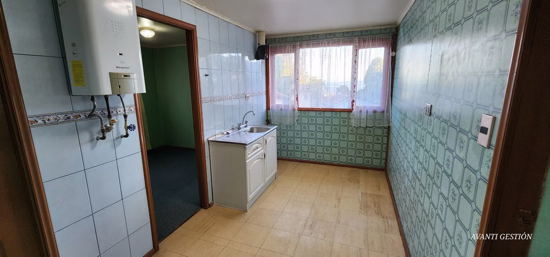 CASA EN VENTA PARA USO COMERCIAL EN SECTOR MIRAMAR - Imagen 8