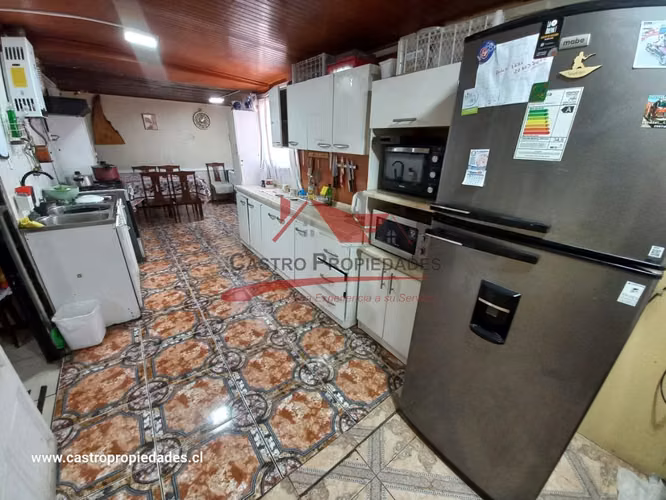 CASA EN QUILICURA, 4 DORMITORIOS 2 BAÑOS - Imagen 13