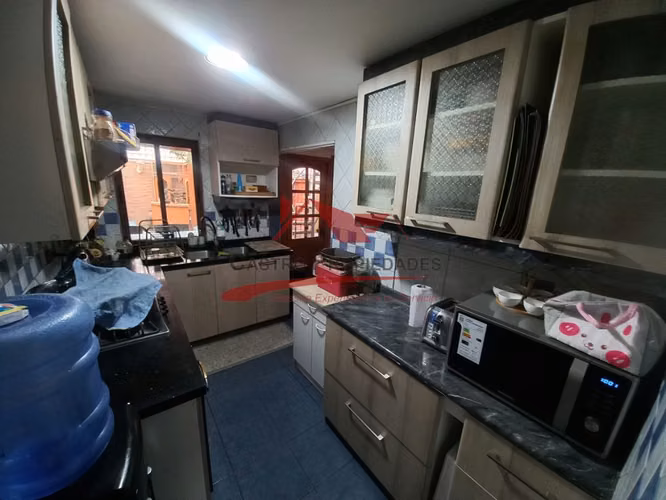 CASA TRES PISOS, 4 DORMITORIOS 4 BAÑOS, QUILICURA - Imagen 11