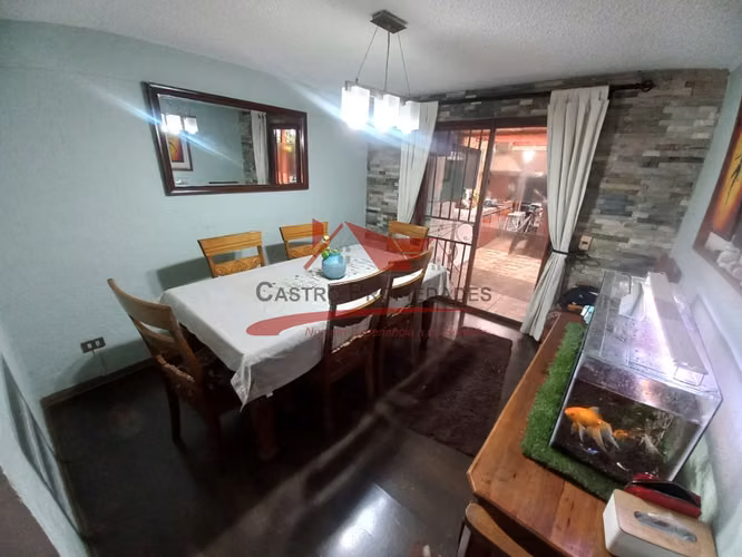 CASA TRES PISOS, 4 DORMITORIOS 4 BAÑOS, QUILICURA - Imagen 8