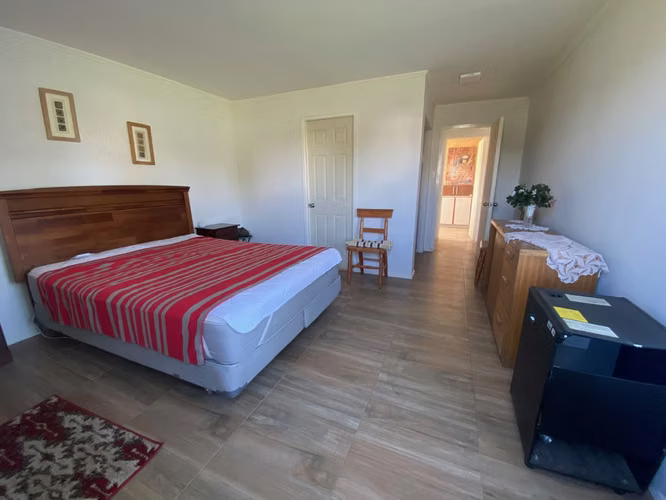 COMODA CASA COUNTRY ANGOSTURA 4 DORMITORIOS 2 SUITES