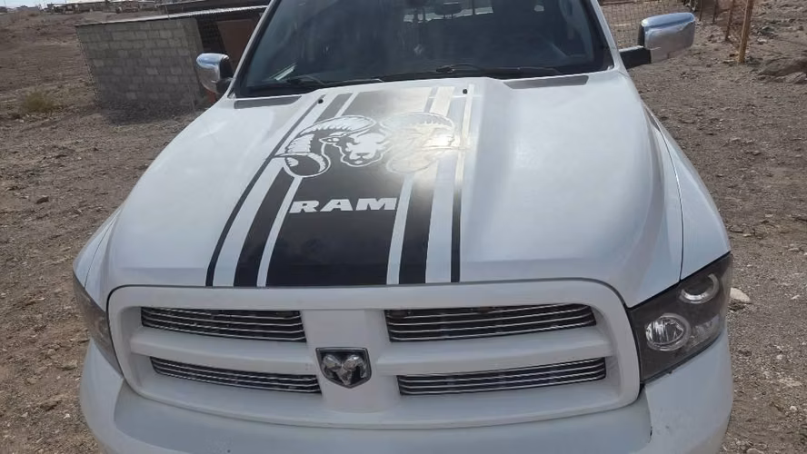 Ram 1500 hemi57 4x4 sport 2012