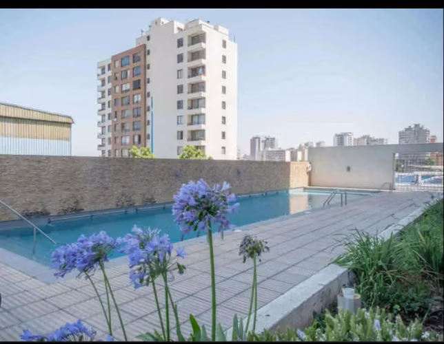 Arriendo amplio departamento - Imagen 8