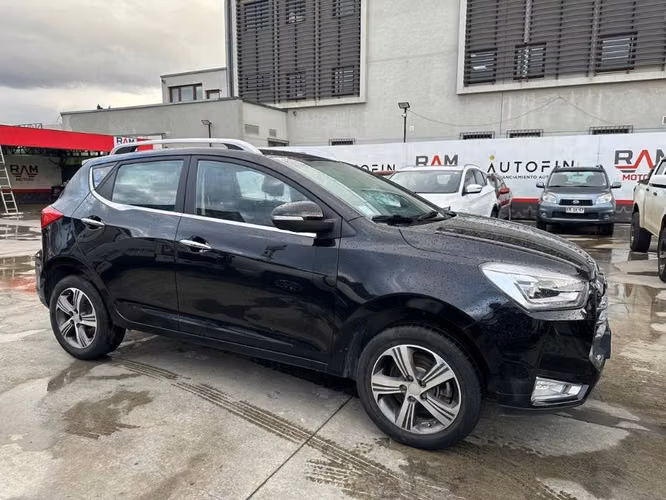 Jac Js2 1.5 LUXURY 4X2 MT 5P. - Imagen 3