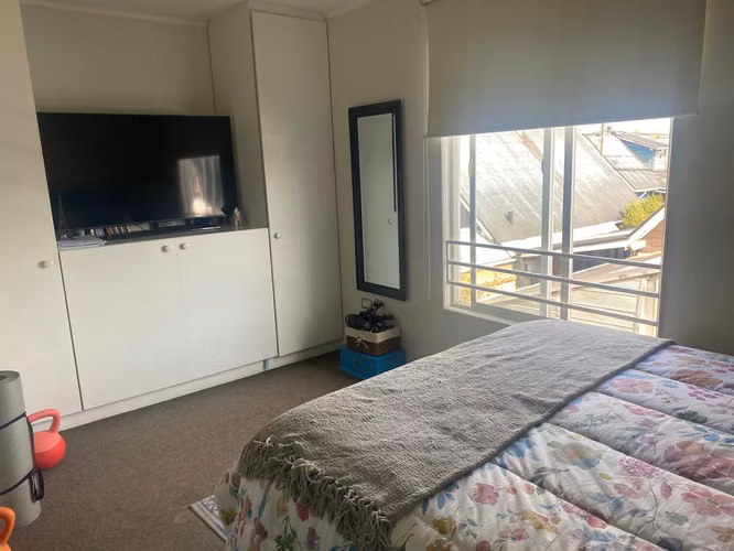 Venta de cómoda casa de tres dormitorios en Collico - Imagen 12