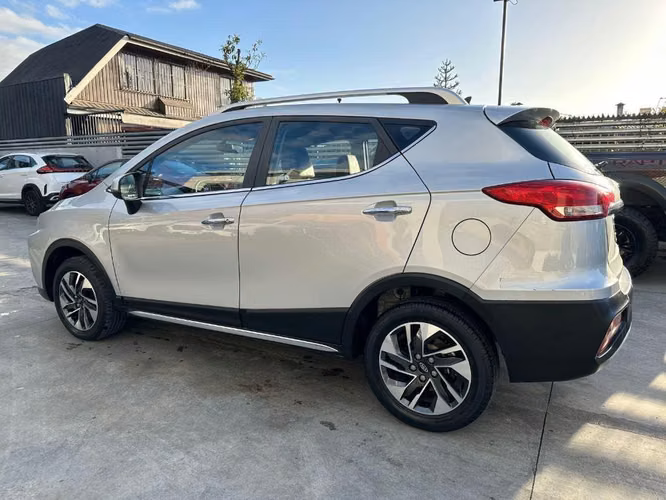 Jac Js3 1.6 COMFORT 4X2 MT 2022