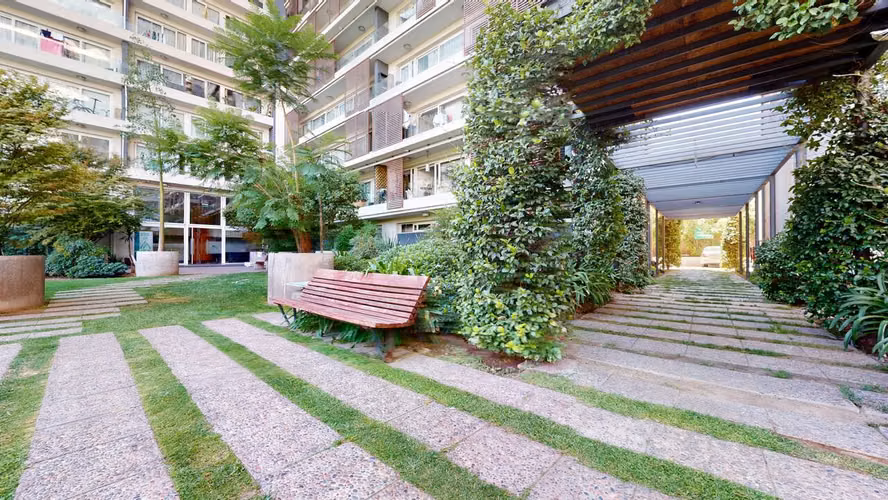 Cocina cerrada | Vista Oriente | Estacionamiento (183596) - Imagen 18