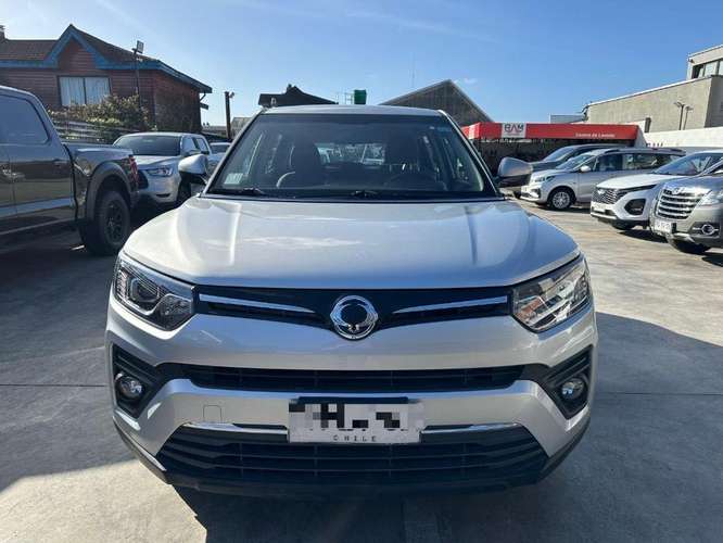 SsangYong Tivoli 1.6 LX TX1010 4X2 MT 5P.