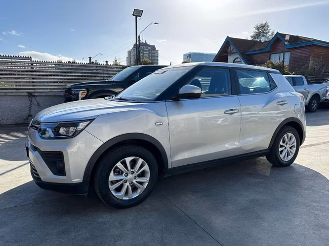SsangYong Tivoli 1.6 LX TX1010 4X2 MT 5P.
