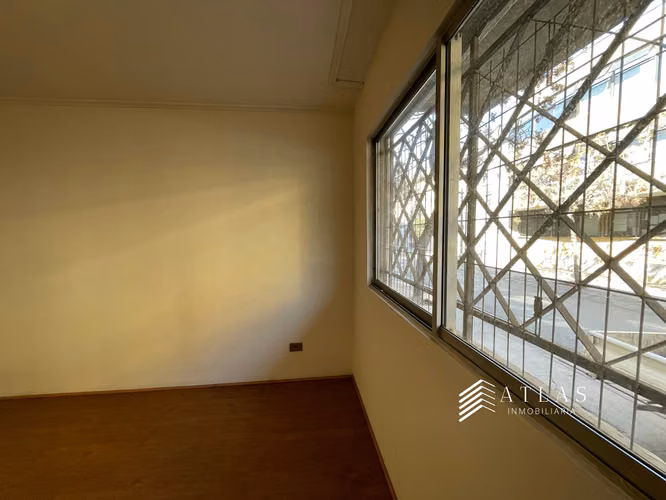 VIVE EN EL CORAZON DE SANTIAGO - COMODO DEPARTAMENTO 2DORM - Imagen 12
