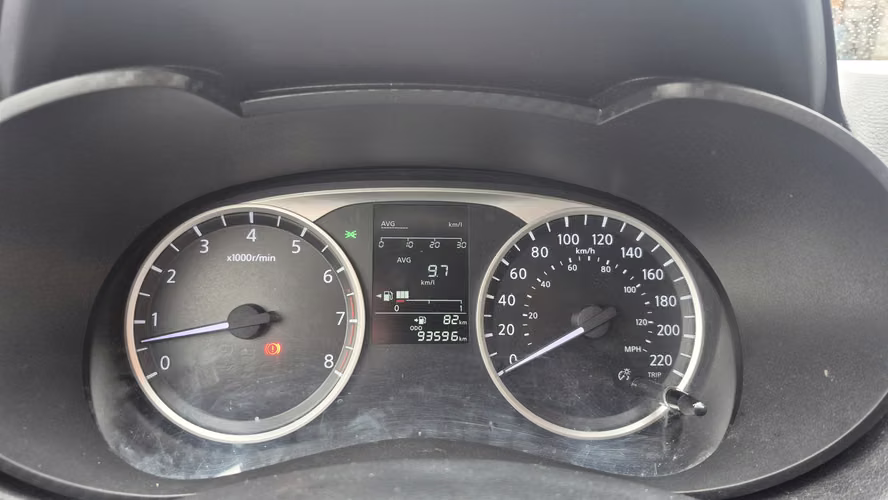 NISSAN VERSA 1.6 2022 - Imagen 10