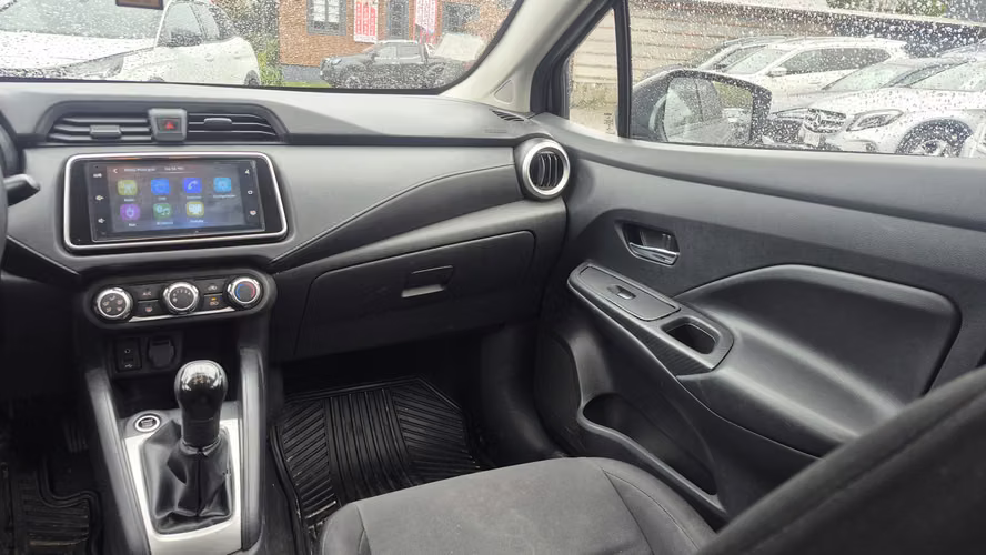 NISSAN VERSA 1.6 2022 - Imagen 15