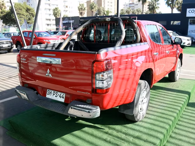 MITSUBISHI L200 2022 - Imagen 8