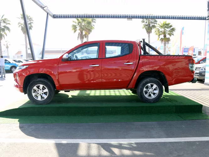 MITSUBISHI L200 2022 - Imagen 5