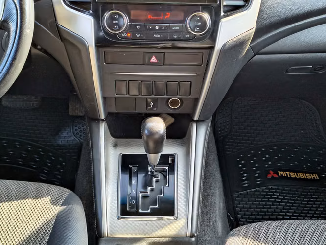 MITSUBISHI L200 2019 - Imagen 19