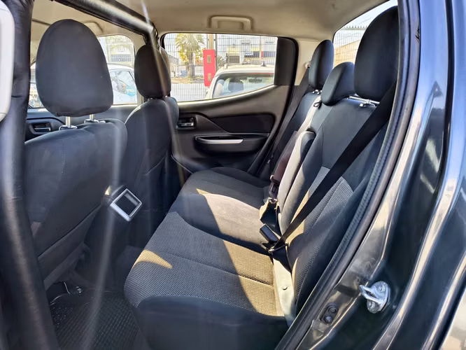 MITSUBISHI L200 2019 - Imagen 16
