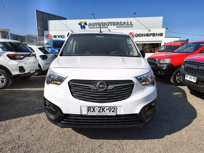 OPEL COMBO 2022 - Imagen 2