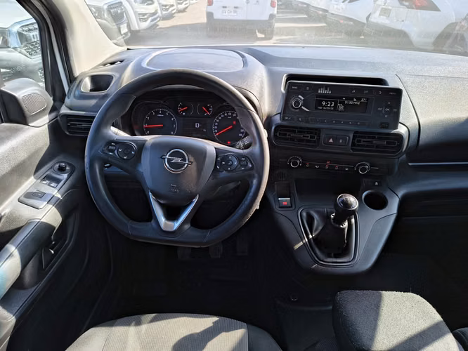 OPEL COMBO 2022 - Imagen 11