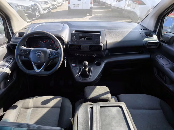 OPEL COMBO 2022 - Imagen 16