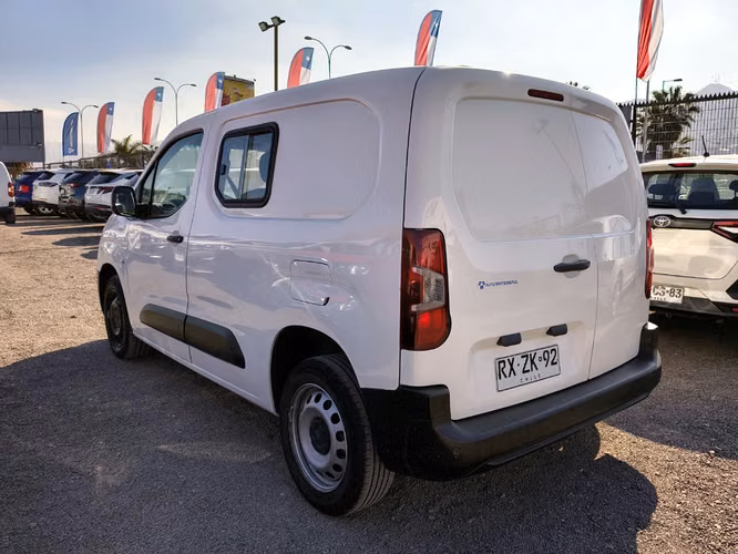 OPEL COMBO 2022 - Imagen 4