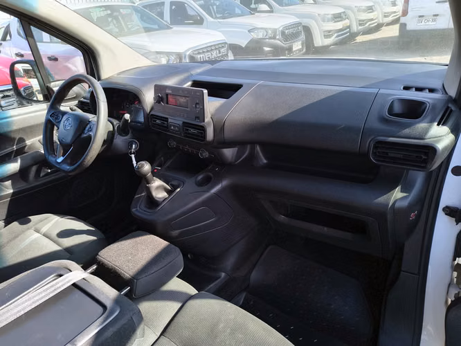 OPEL COMBO 2022 - Imagen 20