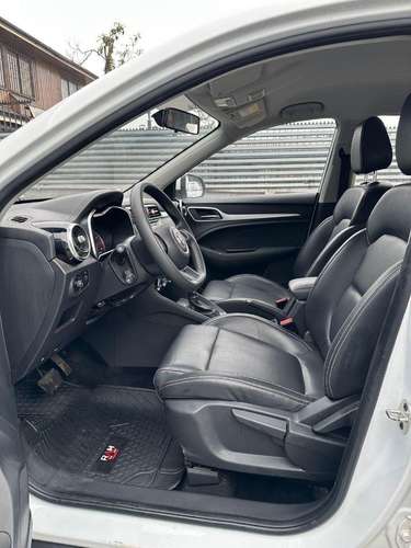 MG Zs 1.5 COMFORT 4X2 AT 5P. - Imagen 5