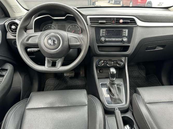 MG Zs 1.5 COMFORT 4X2 AT 5P. - Imagen 4