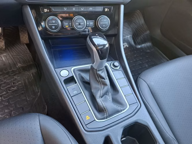 VOLKSWAGEN JETTA 2025
