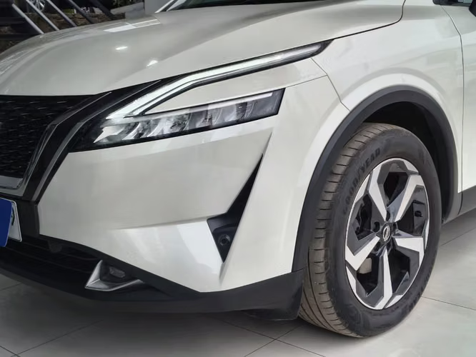 Nissan Qashqai 1.3 T ADVANCE AT	 2023 - Imagen 6