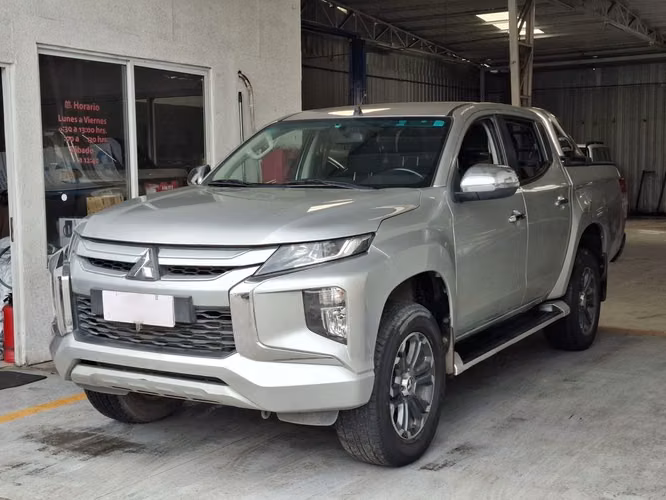 MITSUBISHI L200 2022
