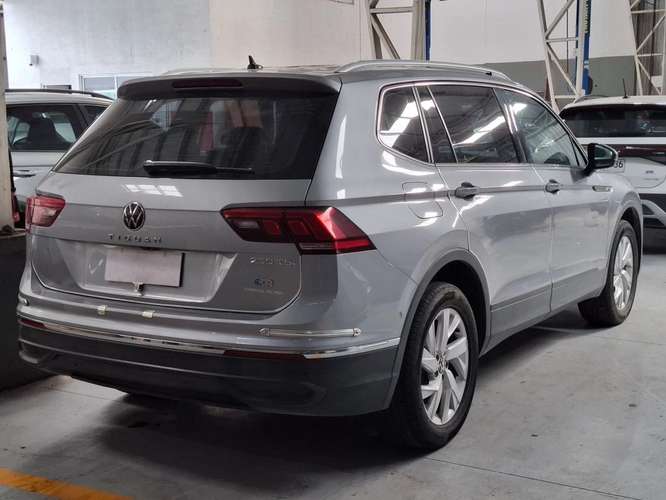 VOLKSWAGEN TIGUAN 2025 - Imagen 6