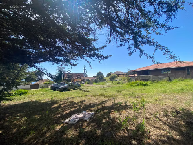 Sitio a pasos de la Playa en zona urbana (182612)