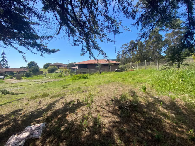 Sitio a pasos de la Playa en zona urbana (182612)