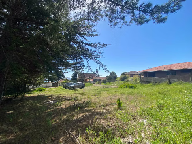 Sitio a pasos de la Playa en zona urbana (182612)