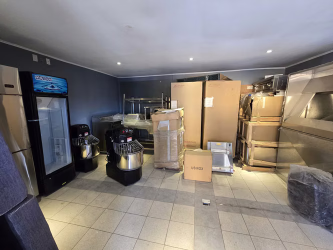CERRILLOS: PROPIEDAD USO MIXTO, 2.200 m2 T – 800 m2 C. IDEAL EMPRESA O INMOBILIAR - Imagen 16