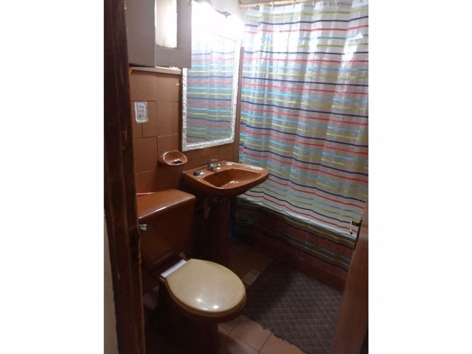 EN VENTA AMPLIA CASA EN CALLE MANSO, MELIPILLA, $ 200 MILLONES - Imagen 28