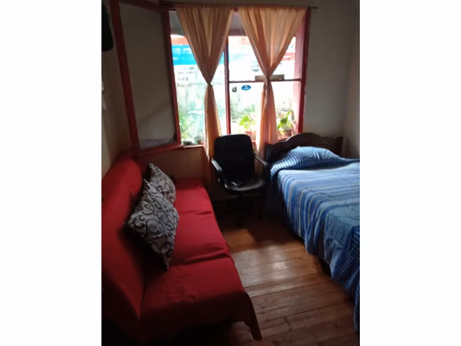 EN VENTA AMPLIA CASA EN CALLE MANSO, MELIPILLA, $ 200 MILLONES - Imagen 16