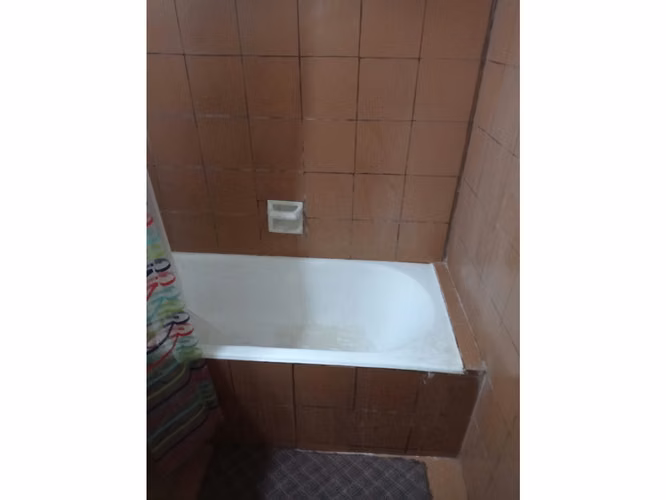EN VENTA AMPLIA CASA EN CALLE MANSO, MELIPILLA, $ 200 MILLONES - Imagen 26